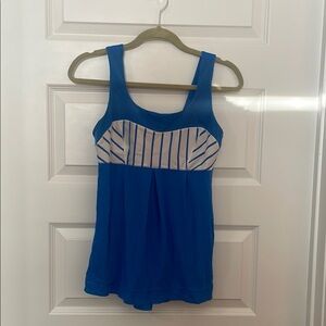 Blue and White Lululemon Women's Top